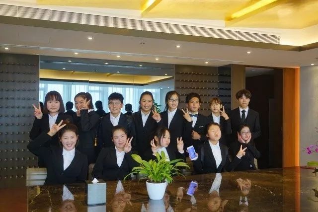 萬禮豪程啟新篇 馬鞍山師專學子開啟萬麗酒店探索之旅